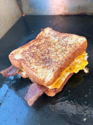 French toast sandwich 