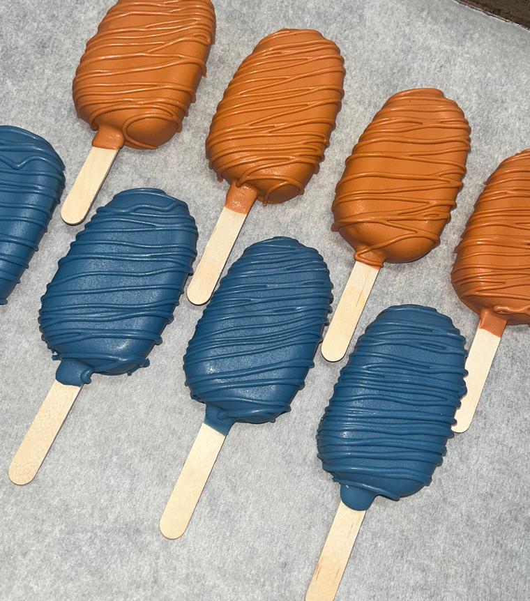 Funfetti Cake Pops (Set of 8)