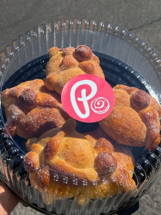 PAN DE MUERTO