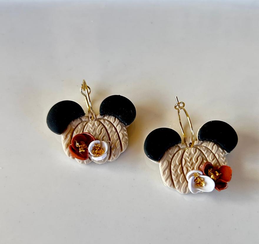 Mickey pumpkins 