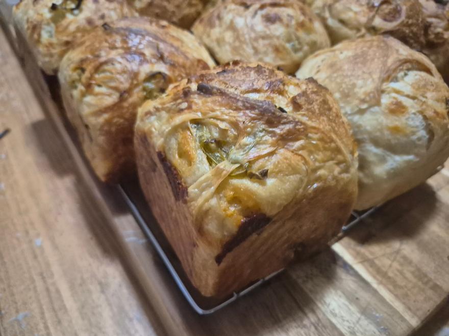Jalapeño Cheddar sourdough 